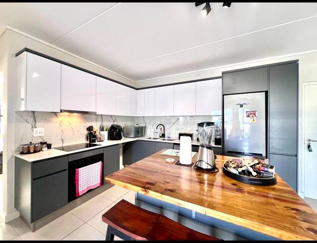 2 BEDROOM PROPERTY TO RENT IN THE HUNTSMAN